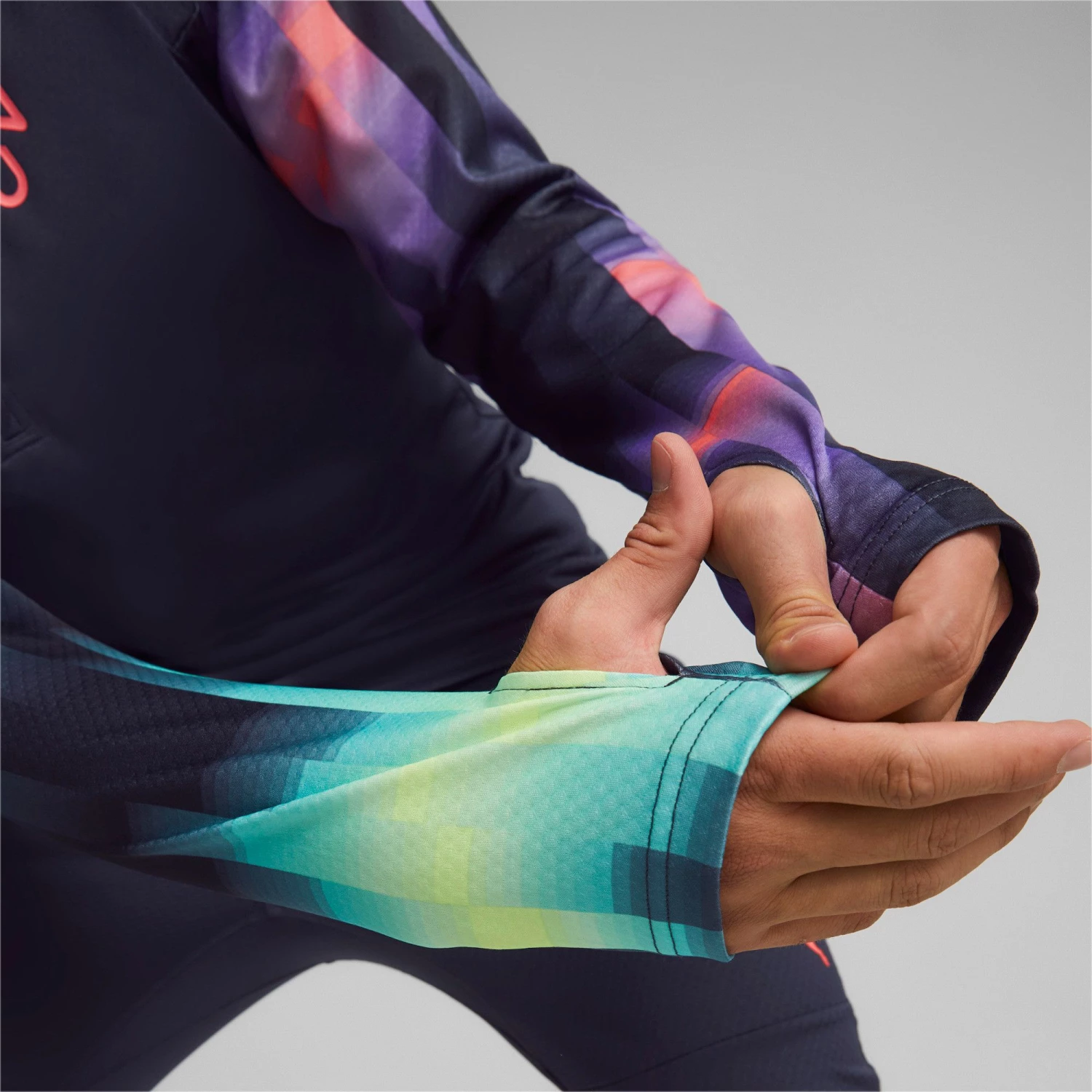 PUMA Men's Neymar Jr 24/7 Soccer Training Top Puma White 9 PUMA Men's Neymar Jr 24/7 Soccer Training Top Puma White - Image 7